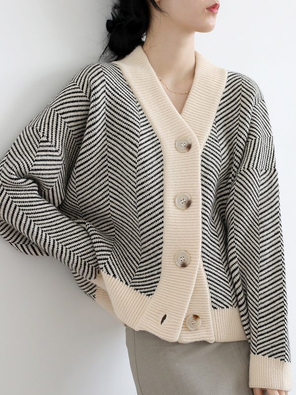 Japanese vintage autumn/winter knitted cardigan women's striped languid V-neck loose jacket with thick thick thread over sweater - Image 3