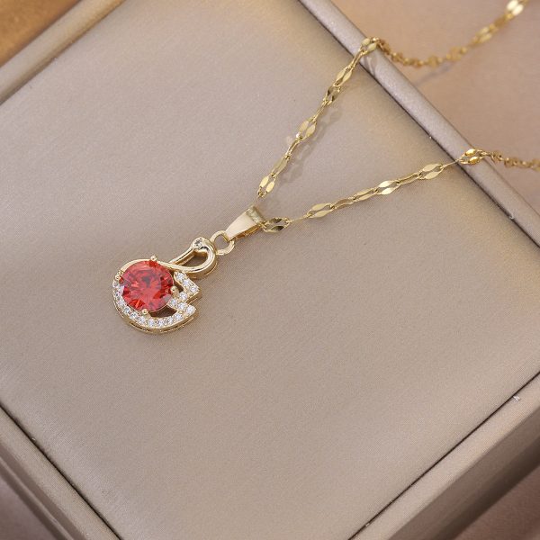 自采备货Necklace women's cross-border Internet celebrity swan pink fashion zircon niche new design pendant temperament titanium steel necklace - Image 3