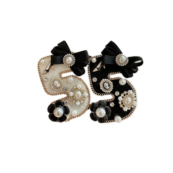 Korean fashion chest ornament big 5 characters fragrant wind pearl bow brooch inlaid with diamonds, flower pins, temperament trend accessories - Image 5