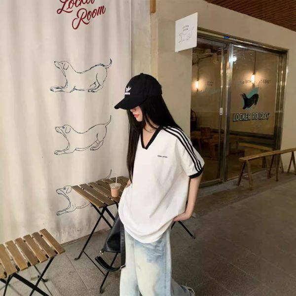 Loose V-neck contrasting short sleeved T-shirt for women's summer 2025 new design sense, mid to long casual pullover versatile top - Image 3