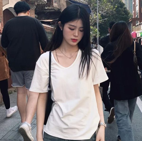 [Factory Direct] solid color large neckline short sleeve T-shirt women's loose casual thin inner wear V-neck undershirt trendy brand - Image 3