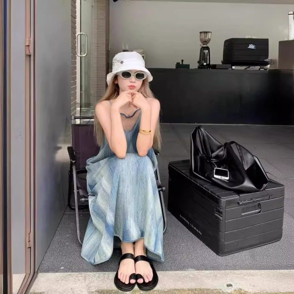 2025フレンチ染めキャミソールワンピース女性夏のゆったりとした気だるい風三亜海辺リゾートビーチのロングスカート - 图片 2