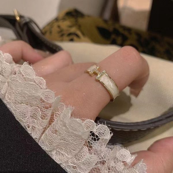 H letter ring, women's niche fashion, personality opening, new trendy, high-end sense of simplicity, decorative index finger ring - 图片 2