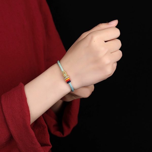 Hangzhou Lingyin hand-woven rope, Changshu Qihui men and women successfully go ashore, and every time they take the exam, they must pass the bracelet and weave the good luck guardian rope - 图片 2
