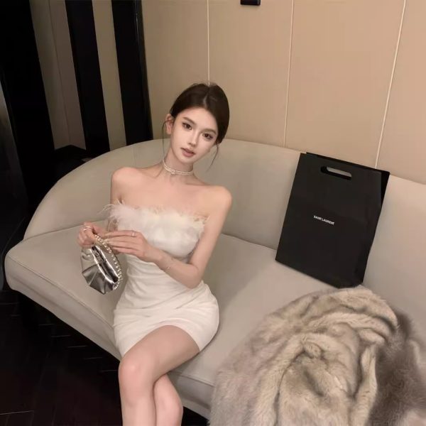 御姉様風高級絶美超美しい毛皮の胸拭き一文字肩ワンピース修身バッグ尻の小礼スカート春 - 图片 3